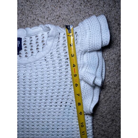 GAP - Petite XS - White Crochet Blouse - Ruffle Detailing - Picture 5 of 8